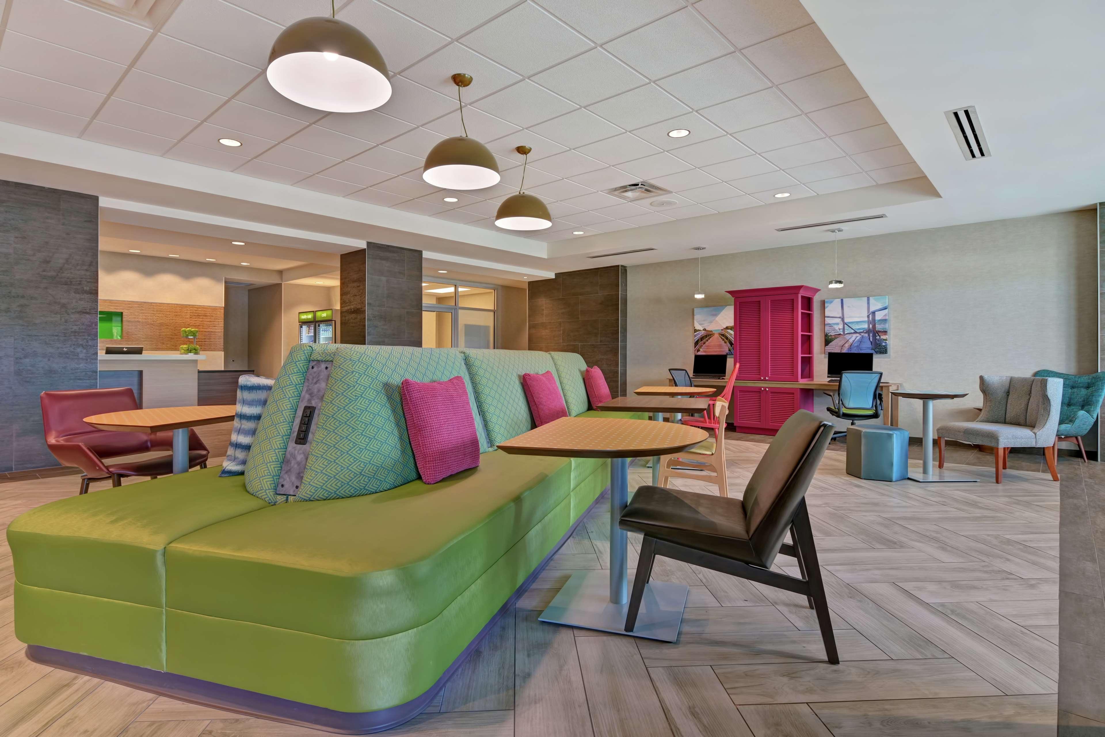Home2 Suites By Hilton West Palm Beach Airport Cloud Lake Exterior foto