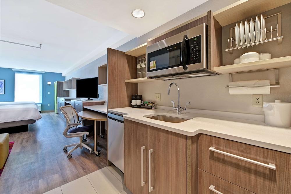 Home2 Suites By Hilton West Palm Beach Airport Cloud Lake Exterior foto